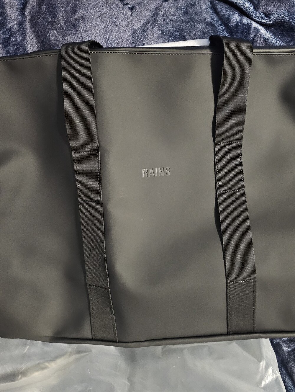 Rains Weekender Duffel Bag - Black